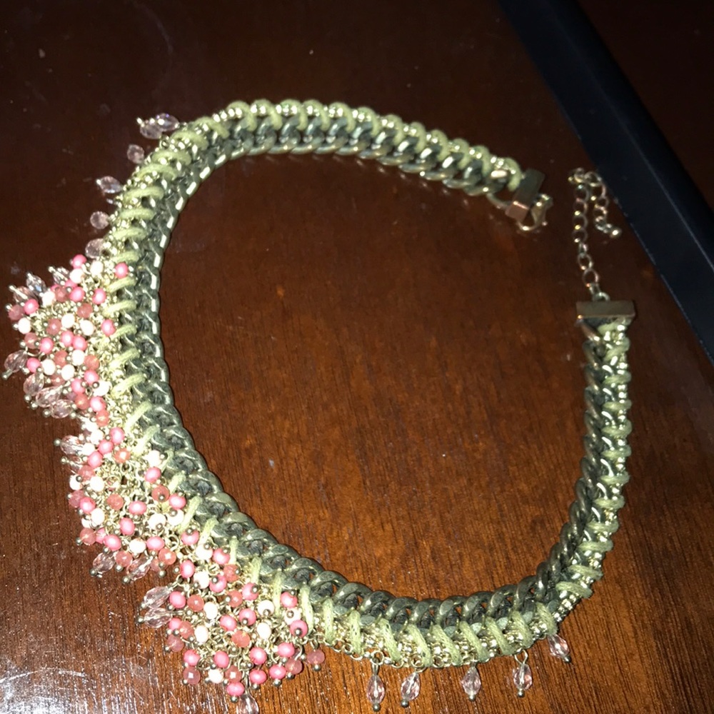 Statement necklace